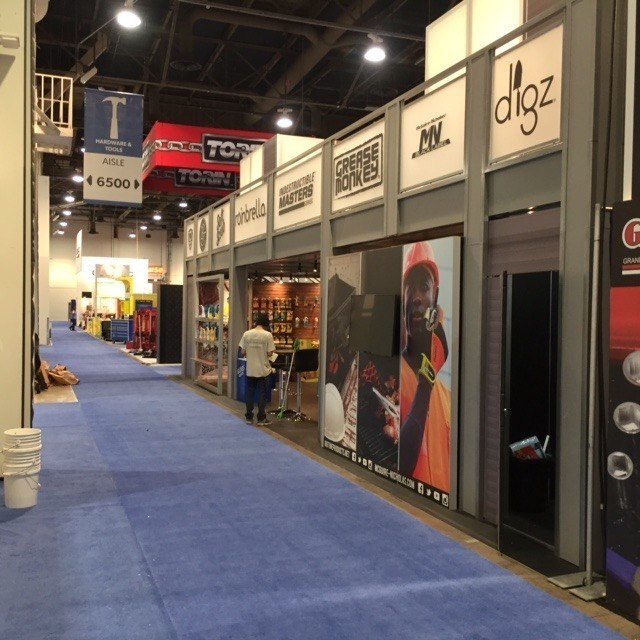 Double Deck Design With Lots Of Graphics At Trade Show In Las Vegas